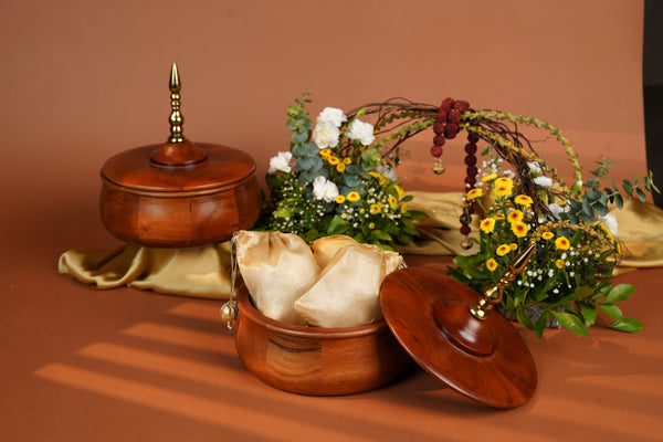 Noor Gift Box